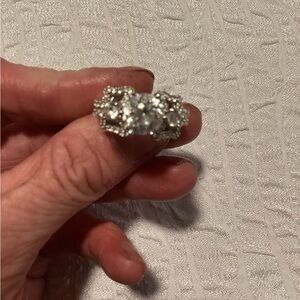 Elegant Silver Women's Ring